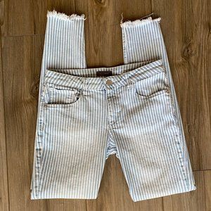 DL1961 Chloe Skinny Jeans